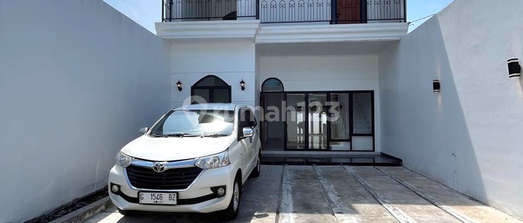 Classic Modern 2-Story New House in Widodomartani Ngemplak Sleman Near Jangkang Market 1