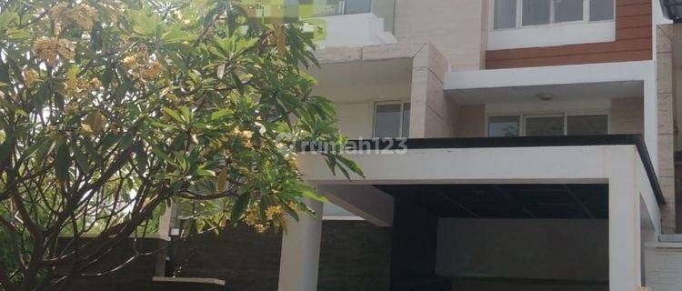 Disewakan Rumah Golf Residence  Kemayoran Jakarta Pusat 1