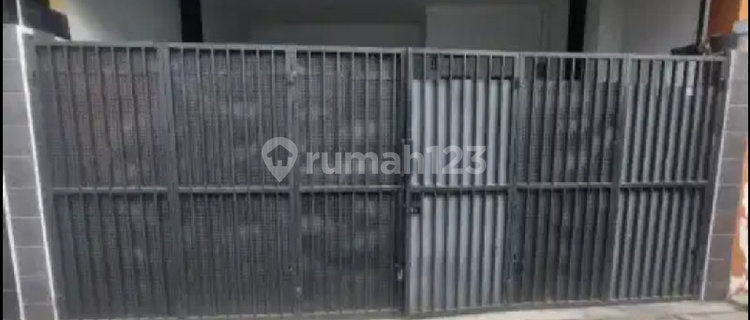Rumah Johar Baru Sangat Bagus Siap Huni Akses Satu Mobil Lega 1