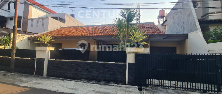 Residential House &amp; 7-Room Boarding House in Cempaka Putih 1