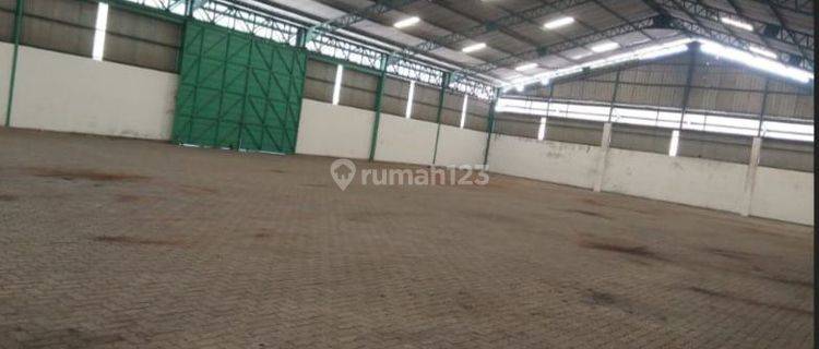 DiSewakan gudang siap pakai baru renovasi di LIK 1