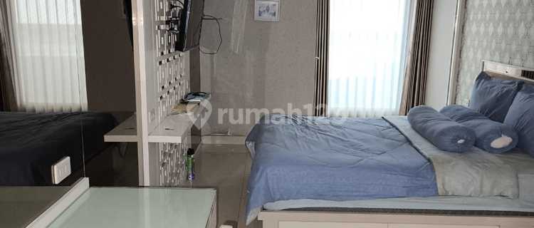 Apartemen Studio Warhol Louis Kienne Simpanglima  1