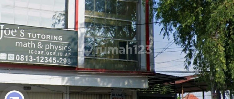 2-Story Shop House on Dr. Wahidin Street, Semarang 1