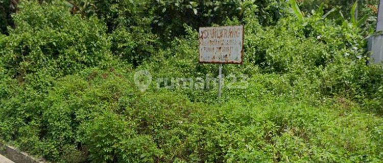 Land 886.0 m² 1
