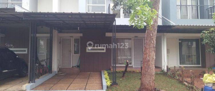 Dijual rumah siap huni di RAFLLESS HILLSLuas Tanah :  105
Luas Bangunan :  125 (2 lantai)
Kamar Tidur :  3 + 1
Kamar Mandi :  3 + 1
Fasilitas : 
Carport
Sumur bor jetpump dg filter
Ac 4 buah (3 kamar & 1 r tengah)
Listrik 7700 v
Water heater
Sertifik 1