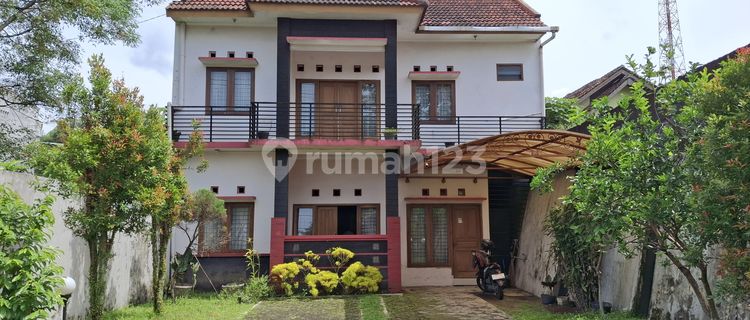 Rent a House in Jogja Near Sleman Regency Government Office 1