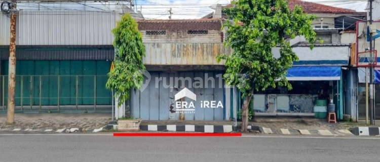Rumah Bonus Ruang Usaha Wonogiri Kota Dekat Alun Alun Wonogiri 1