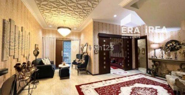 Rumah Full Furnished Area Cluster Exclusive Dekat Luwes Gentan 1