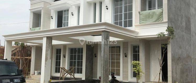 Rumah Classic Di Bambu Apus Jakarta Timur 1