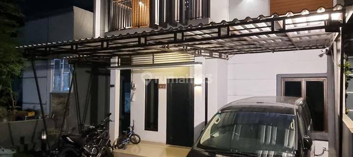 Rumah 2 Lantai Di  1