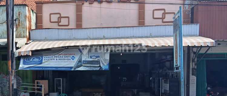 Strategic Shop House Near Brebes City Square, Central Java 1