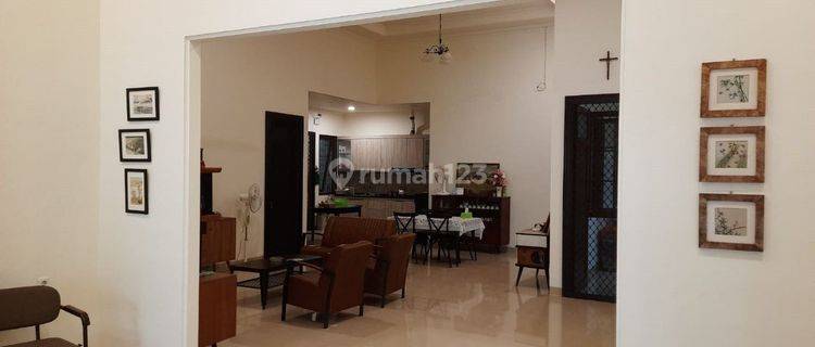 Rumah Sewa Ditengah Kota Include Furnish Harga Nego 1