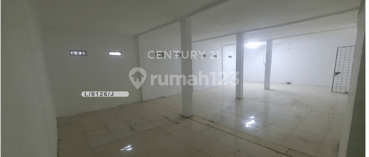 For Sale 2-Story Shop House Ready for Occupancy and Strategic Location in Banjaran Bandung 1