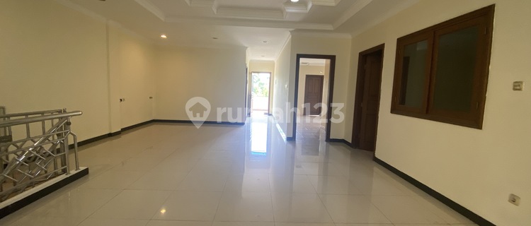 Twin Shophouse in Dhi Kapuk, Ideal for Online Business, Office, and Living 1