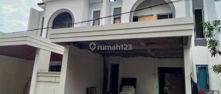 Dijual Rumah Mewah 2 Lantai Rungkut Dekat Transmart Rungkut  1