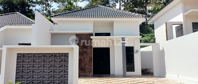 Rumah Semarang Mijen Dekat Ke Pasar 1
