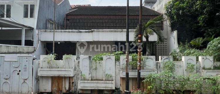Disewakan Rumah Taman Kedoya Baru 1