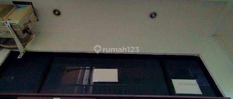 Rumah Glodok 3+1 Kamar 43 M2 4.3x10 Selatan Dekat Busway 1