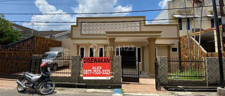 Rumah Disewakan Terawat di Komplek Phdm Kalidoni Palembang 1