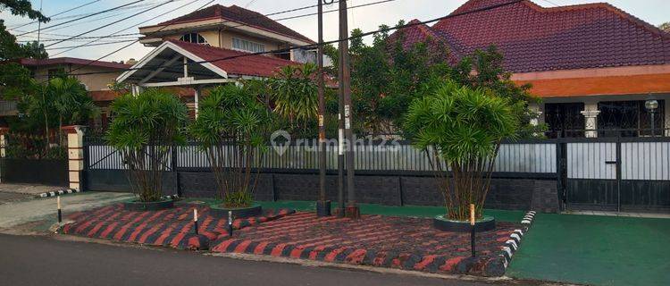 Dijual Rumah Tanah Luas Premium Jalan Hang Tuah Kambang Iwak Palembang 1