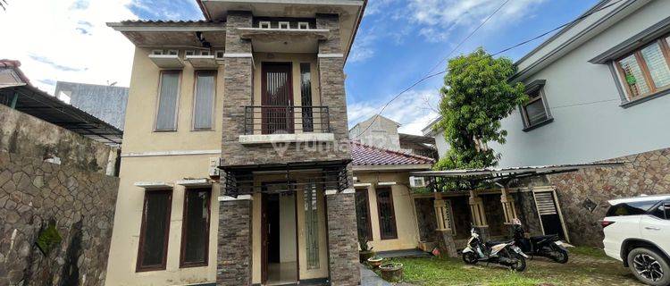 Disewakan Rumah Demang Lebar Daun Palembang 1