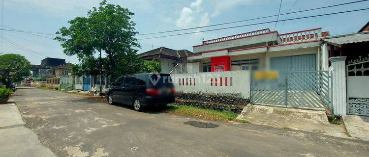 Disewakan Rumah Komplek Kedamaian Permai Palembang 1