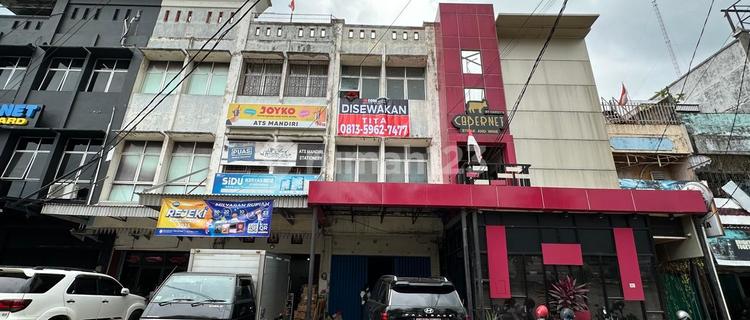 FOR RENT SHOPHOUSE ON R SOEKAMTO STREET, PATAL JUNCTION, PALEMBANG 1