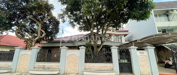 RENT A LUXURY HOUSE ON SRIGUNTING RAJAWALI STREET, PALEMBANG 1