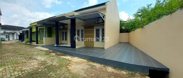 Dijual Rumah Minimalis Seduduk Putih Palembang Bonus Ac Dan Kitchen Set  1