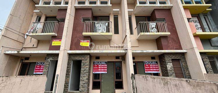 Dijual 2 Townhouse Murah Kemang Manis Bukit Palembang 1