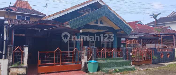 Dijual Rumah Tengah Kota Jalan Sukabangun 1 Palembang 1