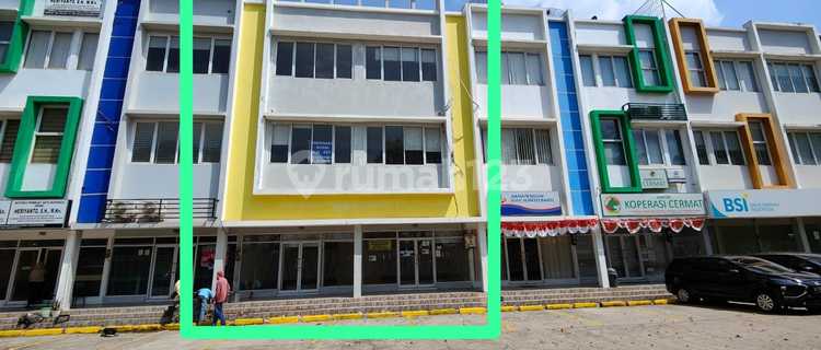 FOR SALE LARGE SHOPHOUSE IN OPI MALL COMPLEX JAKABARING PALEMBANG 1