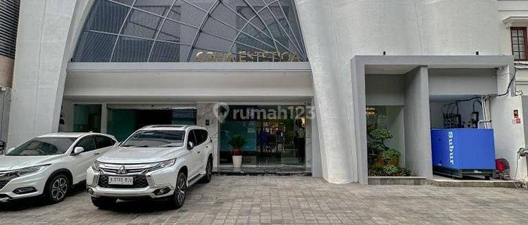 Bangunan Komersial Dekat Senopat Dan S C B D, Kebayoran Baru 1