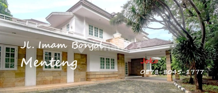 V V I P area House of State Officials Jl Imam Bonjol, Menteng Central Jakarta 1