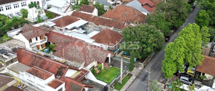 Malang City Heritage House Prestigious Commercial Area Suitable for Cafe, Restaurant, Hotel, Clinic 1