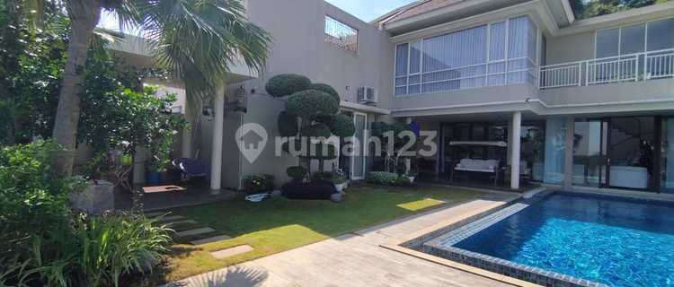 Rumah Modern dengan Kolam Renang. Siap Huni Citrasun Garden Semarang - 11254 1