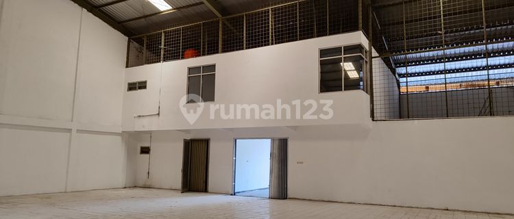 Gudang Siap Pakai Jl.Madukoro Semarang Barat – 10390 1