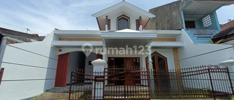 Beautiful Comfortable House in Duta Bukit Mas Banyumanik Semarang 11226 1
