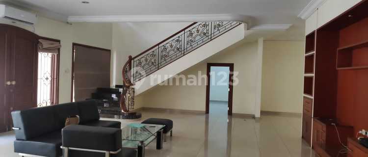 Rumah Mewah Nyaman Bebas Banjir di Jl Slamet Gajah Mungkur Semarang 11158 1