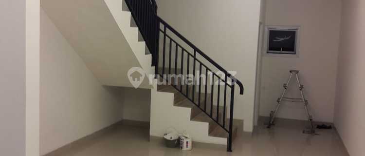 Ready-to-use Shophouse, suitable for business & office in Boja area. Kendal - 10936 1