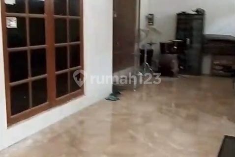 Rumah Nyaman Jl. Padi. Genuk Semarang - 11356 1