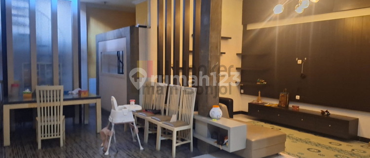 Ready-to-Occupy and Comfortable House for Rent Graha Estetika South Semarang 9713 1