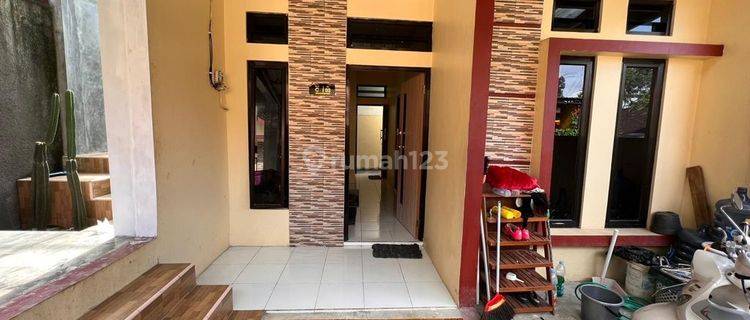 Rumah Bagus Ada Kolam Renangnya Di Boja Kendal  1