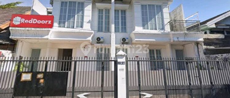 For Sale Beautiful 10-Room Boarding House on Jl Timah, Makassar 1