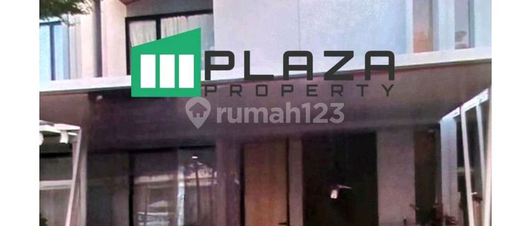 For Sale 2-Story House Rolling Hills Makassar 1