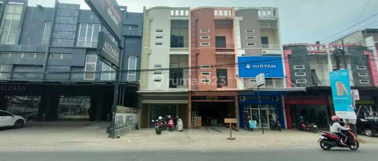 Disewakan Ruko 3 Lantai Jl. Adhyaksa Panakukkang Makassar 1