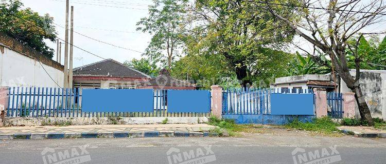 GUDANG LUAS KYAI SEPUH,GADINGREJO,PASURUAN,ROW JALAN LEBAR 1