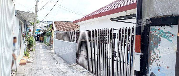 Rumah Jalan Muria Malang, Luas,siap Huni Dekat Pasar Oro Oro Dowo  1