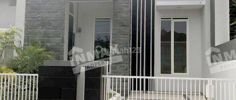 RUMAH BAGUS AUSTINVILLE,DIENG ATAS MALANG,ADA KITCHEN SET,BANGUNAN LUAS 1