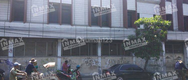 GUDANG DAN KANTOR KENJERAN,MULYOREJO SURABAYA,ROW JALAN LEBAR 1